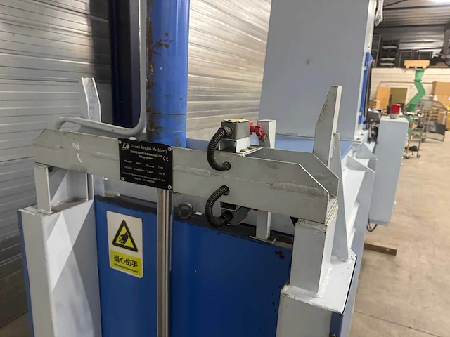 Goami rongda - 2021 - gm150 - hydraulische balenpers - afbeelding 10 van  18