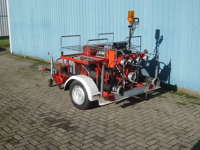 Godiva - motorspuitaanhanger - afbeelding 8 van  8