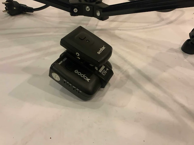 Godox e250-f studio kit - afbeelding 4 van  9