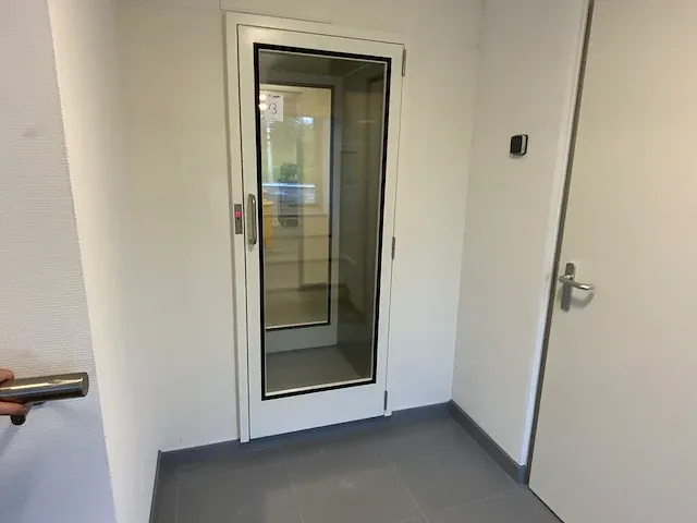 Goederensluis - afbeelding 1 van  9