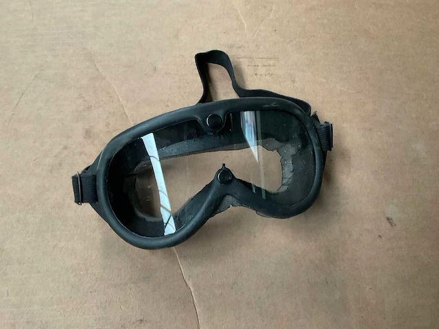 Goggles (12x) - afbeelding 1 van  3