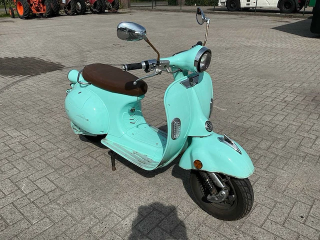 Golden lion l1e-b electrische scooter - afbeelding 11 van  17