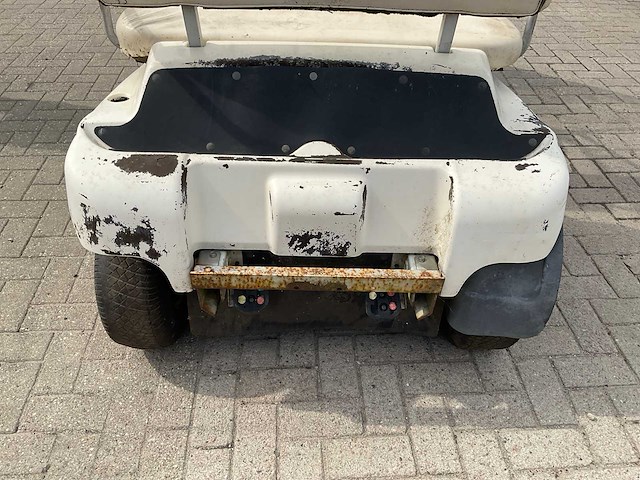 Golfkar made in japan met yanmar motor - afbeelding 10 van  18