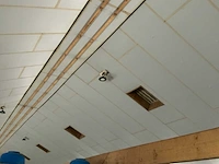 Golfplaat dak geïsoleerd met 940 mono zonnepanelen 310wp en 6x huawei omvormer - afbeelding 31 van  34