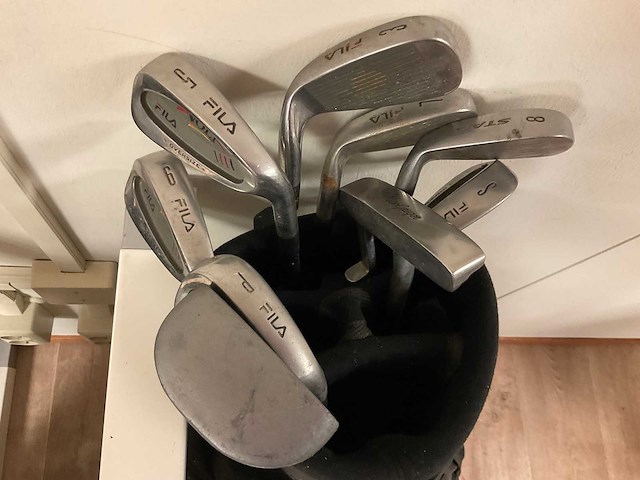 Golfsets 3x tennisrackets 3x en een paar oude schaatsen sheffield steal - afbeelding 5 van  5