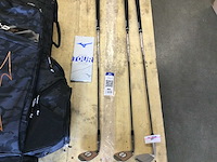 Golftas en 3 clubs en handschoenen - afbeelding 3 van  8