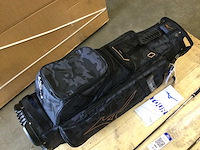 Golftas en 3 clubs en handschoenen - afbeelding 6 van  8