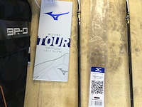 Golftas en 3 clubs en handschoenen - afbeelding 5 van  6