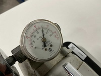 Gomco - vacuüm pomp - afbeelding 2 van  3