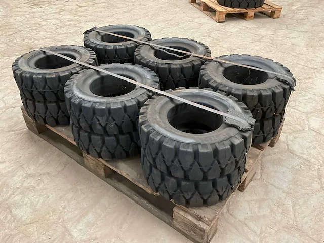Gomysol 16x6x8 heftruck banden (12x) - afbeelding 2 van  5