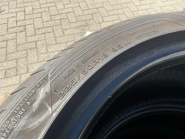 Good year autoband 225/50r18 (4x) - afbeelding 6 van  7