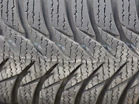 Good year autobanden met stalen velg - 175/70r13-82t - m+s - 4 stuks - afbeelding 2 van  8