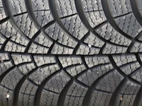 Good year autobanden met stalen velg - 195/65r15-91h - 4 stuks - afbeelding 2 van  6