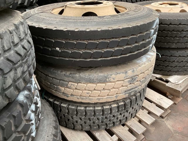 Good year band (3x) - afbeelding 1 van  3