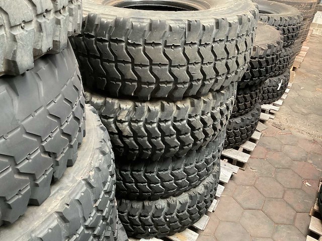 Good year band (4x) - afbeelding 2 van  3