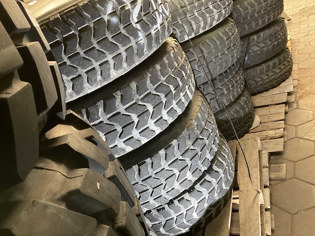 Good year band (4x) - afbeelding 1 van  3