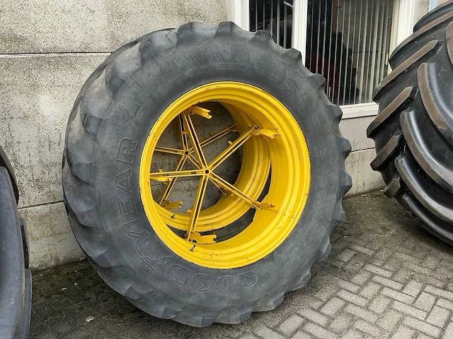 Good year super traction radial dubbel lucht set (2x) - afbeelding 1 van  8