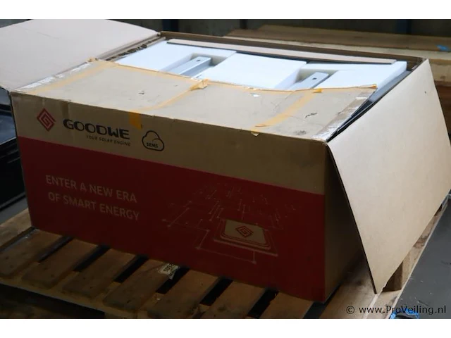 Goodwe grid-tied pv-inverter | type gw60kn-mt | nieuw in doos - afbeelding 1 van  5