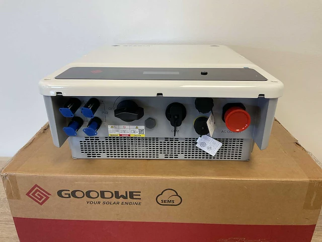 Goodwe gw10kt-dt grid-tied pv inverter - afbeelding 4 van  8