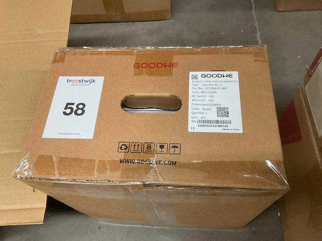 Goodwe gw2000-xs-11 omvormer - afbeelding 1 van  2