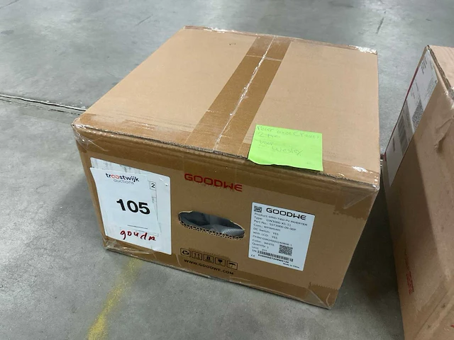 Goodwe gw3000-xs-11 omvormer - afbeelding 1 van  3