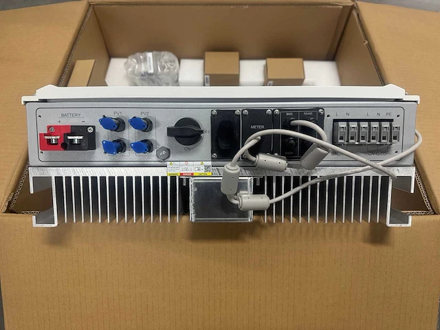 Goodwe + pylontech - omvormer - 10.65 kw batterij t.b.v. energieopslag - afbeelding 16 van  19