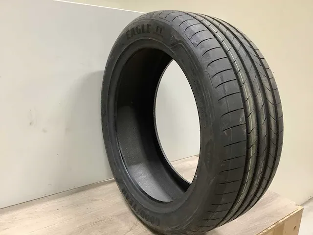 Goodyear 265/45r21 autoband - afbeelding 1 van  4