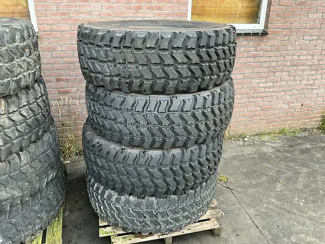 Goodyear 395/85r20 mv/t band (4x) - afbeelding 4 van  8