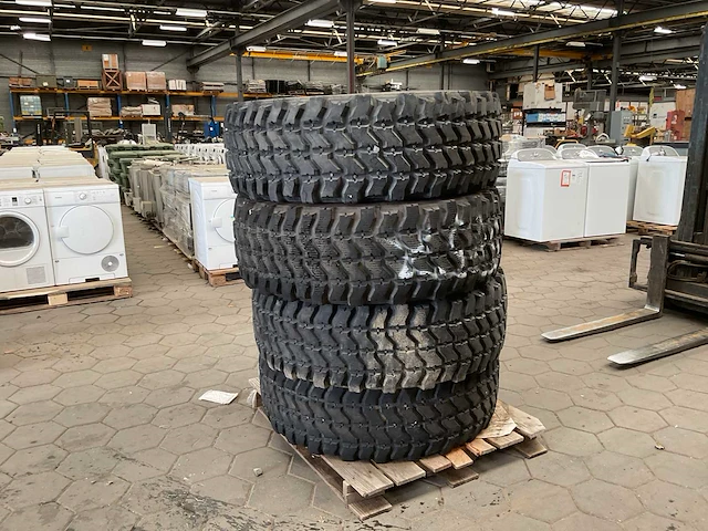 Goodyear banden (4x) - afbeelding 1 van  3