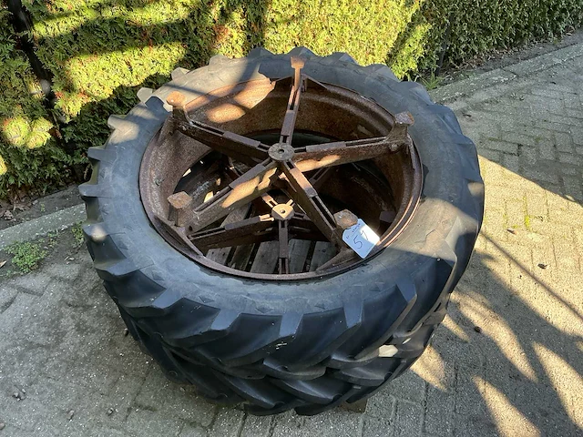 Goodyear dubbellucht set - afbeelding 2 van  6