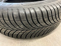 Goodyear "vector 4 seasons" 235/60 r17 - afbeelding 4 van  4