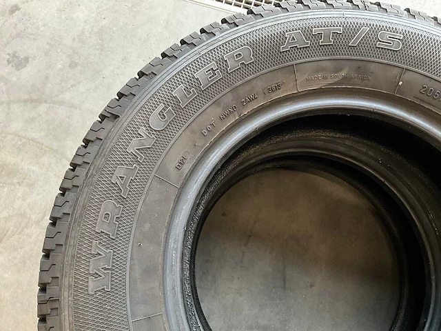 Goodyear "wrangler at/s" 205 r16 (4x) - afbeelding 5 van  9