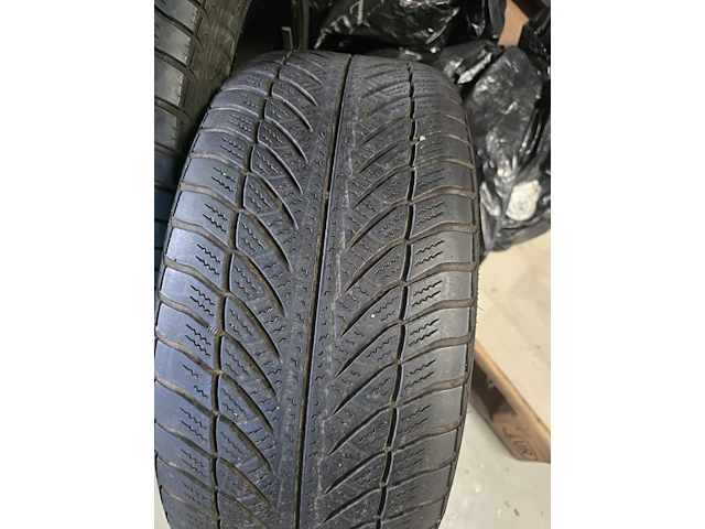 Goodyear - afbeelding 13 van  17