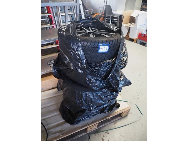 Goodyear - afbeelding 1 van  5