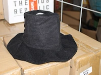 Googel hoed met konijn ook als handpop te gebruiken 10 stuks - afbeelding 1 van  5