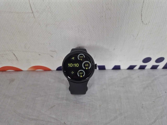 Google pixel watch 3 - smartwatch - 45mm - zwart/zwart - afbeelding 2 van  2