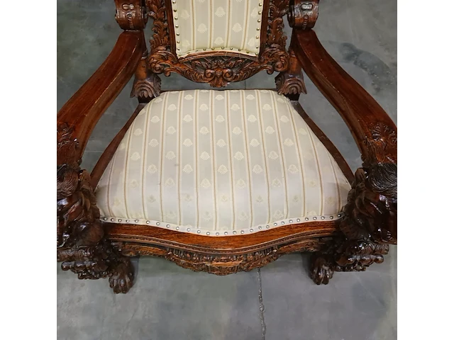 Gotische barok-stijl king & queen lion chair - afbeelding 15 van  16