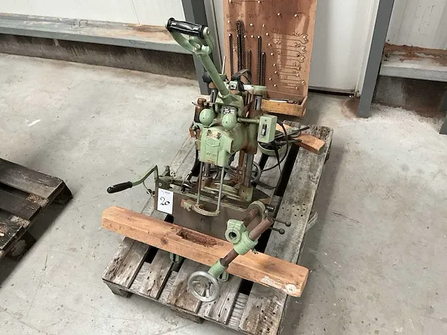 Gotthold haffner kf 20 kettingfreesmachine - afbeelding 1 van  8