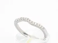 Gouden aanschuifring met diamanten - afbeelding 3 van  8