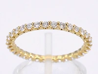 Gouden alliance ring met briljant geslepen diamant - afbeelding 1 van  10