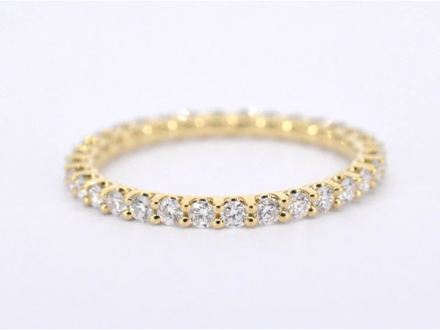 Gouden alliance ring met briljant geslepen diamant - afbeelding 7 van  10