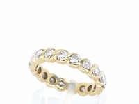 Gouden alliance ring met diamanten - afbeelding 3 van  8