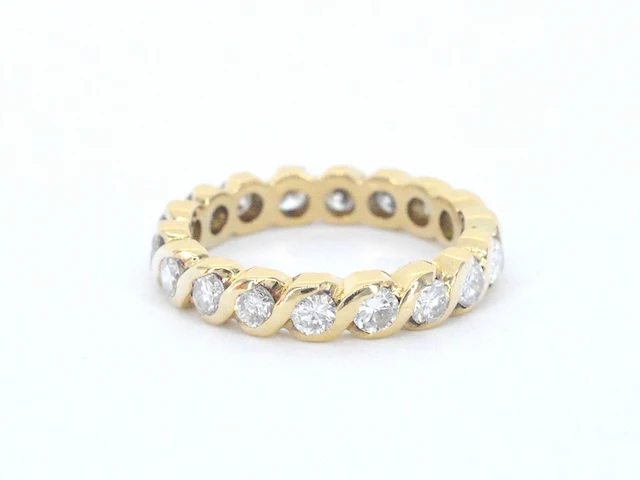 Gouden alliance ring met diamanten - afbeelding 5 van  8