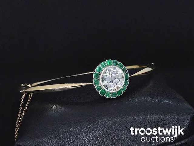 Gouden armband met diamanten en smaragden - afbeelding 3 van  4