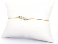 Gouden armband met diamanten in een rij gezet - afbeelding 4 van  10