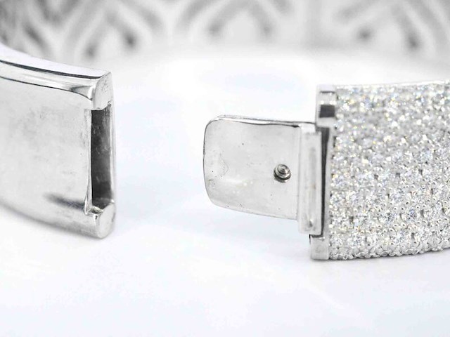 Gouden armband met diamanten - afbeelding 6 van  6