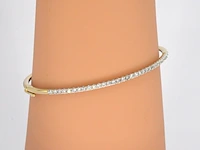 Gouden bangle armband met natuurlijke briljant geslepen diamanten - afbeelding 3 van  10