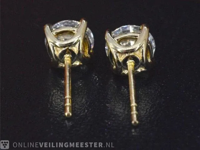 Gouden briljant oorbellen van 2.00 carat - afbeelding 4 van  8
