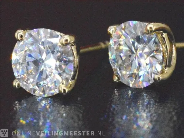 Gouden briljant oorbellen van 2.00 carat - afbeelding 5 van  8