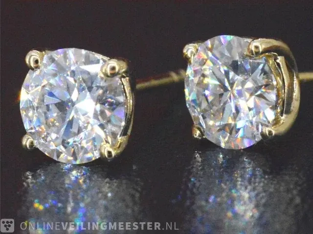 Gouden briljant oorbellen van 2.00 carat - afbeelding 6 van  10